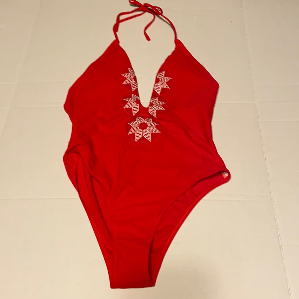 One piece brand new Cupshe swimsuit